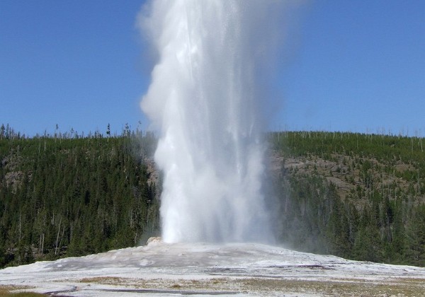 Yellowstone - Old Faithful