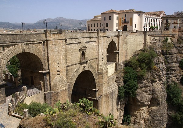 Cadice Bolonia e Ronda